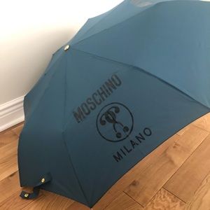Moshhino umbrella